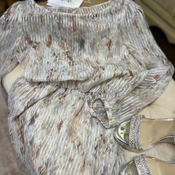 WHBM DRESS - Picture 7 of 8